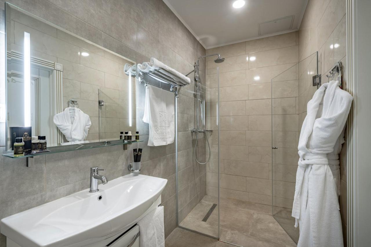 Imperial Palace Hotel Minszk Kültér fotó