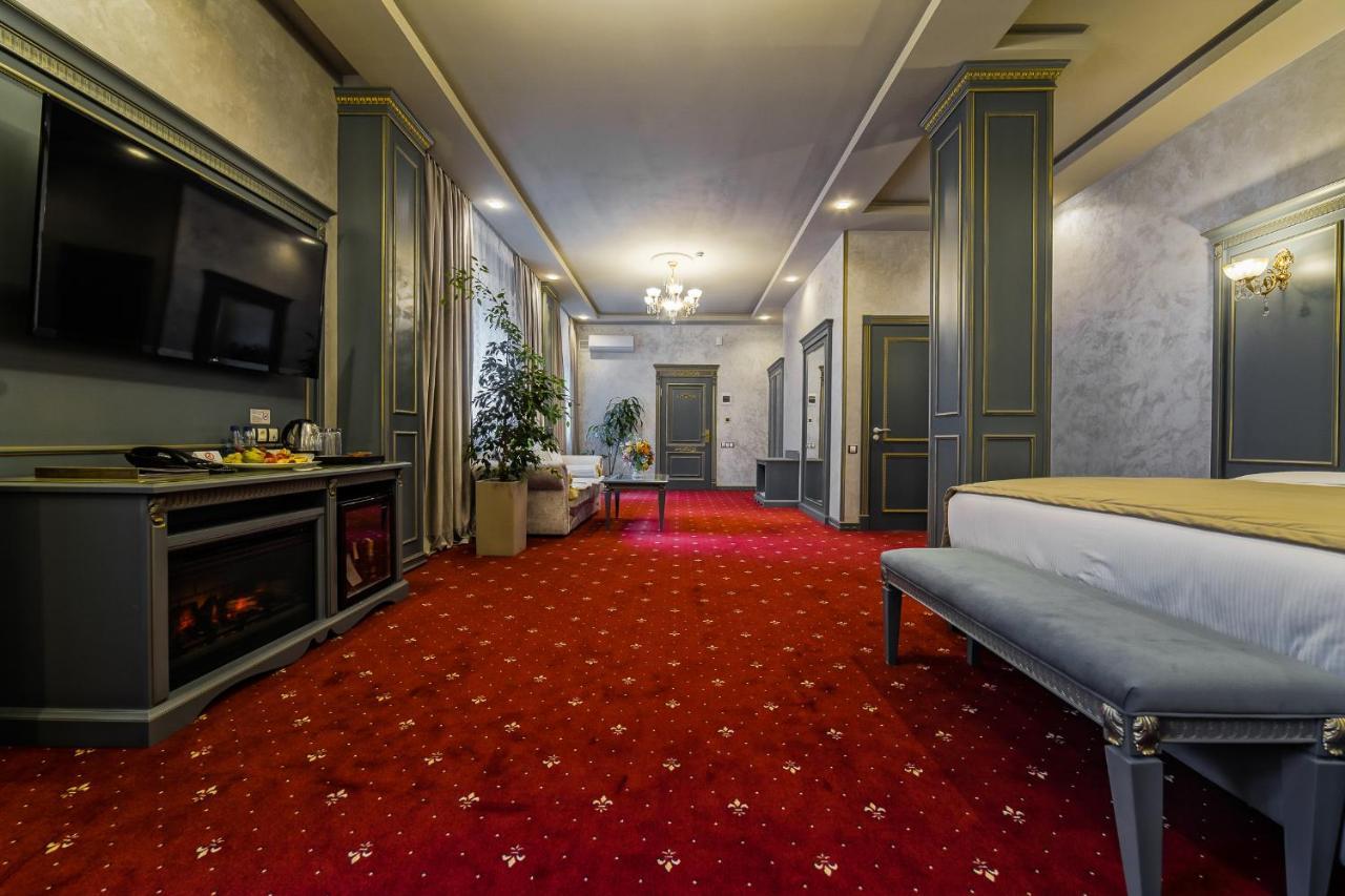 Imperial Palace Hotel Minszk Kültér fotó