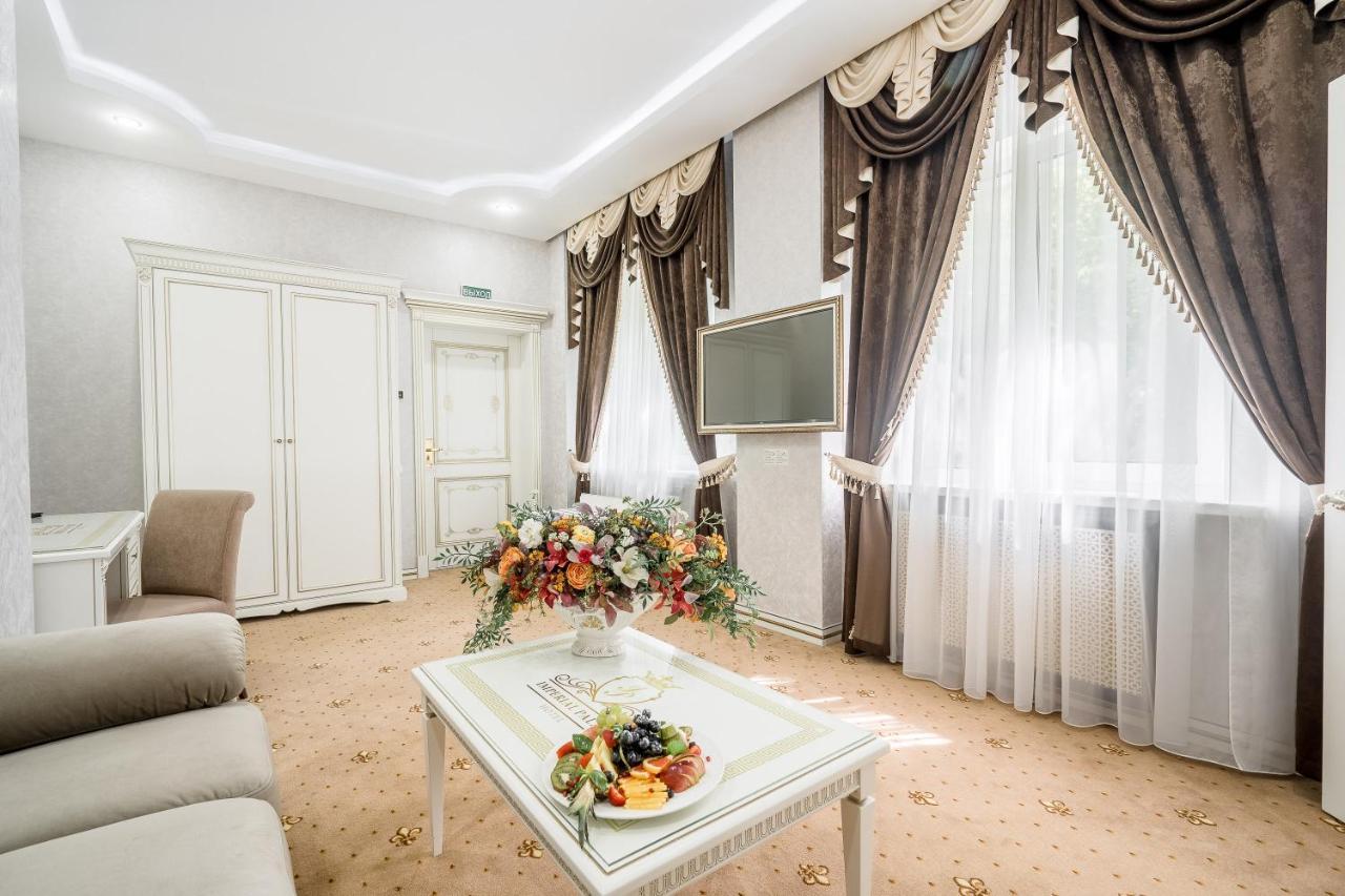 Imperial Palace Hotel Minszk Kültér fotó