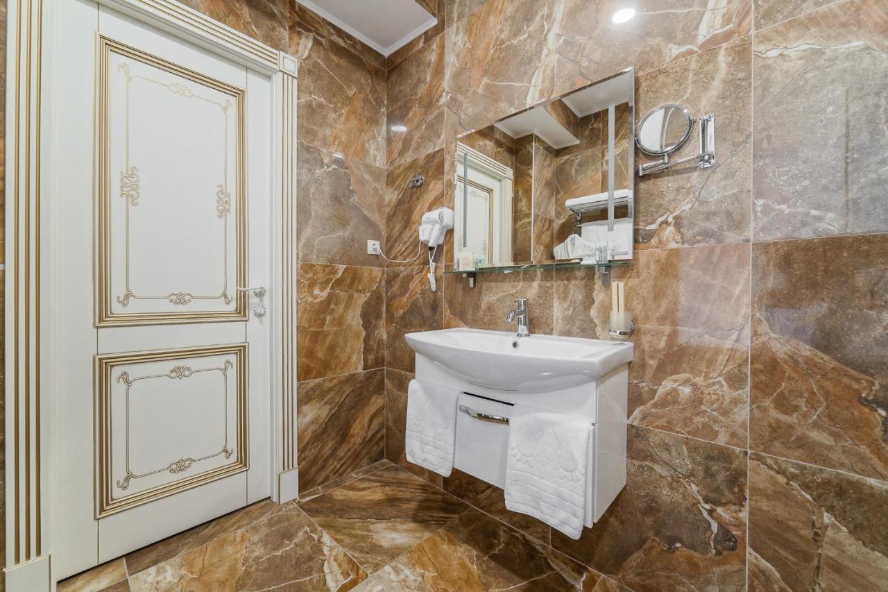 Imperial Palace Hotel Minszk Kültér fotó