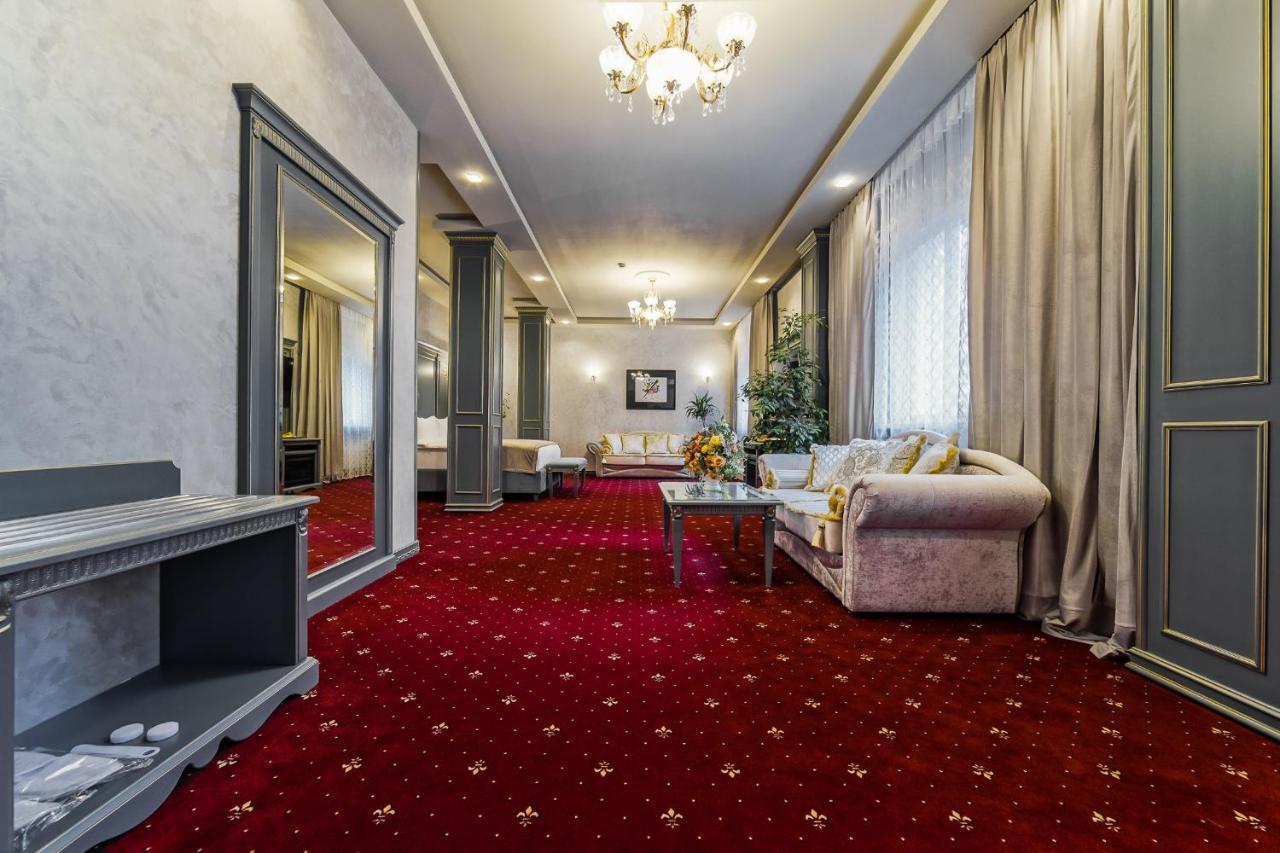 Imperial Palace Hotel Minszk Kültér fotó